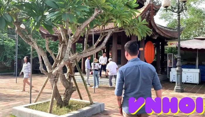 Den Tho Vua Quang Trung Video - Nghệ An