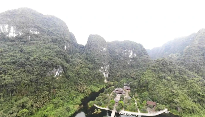 Den Tran Che Do Xem Pho Va 360deg - Ninh Bình
