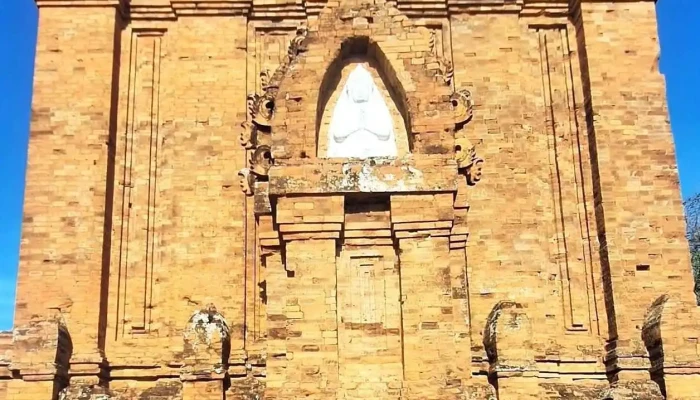 Di Tich Thap Cham Hoa Lai Moi Nhat - Ninh Thuận