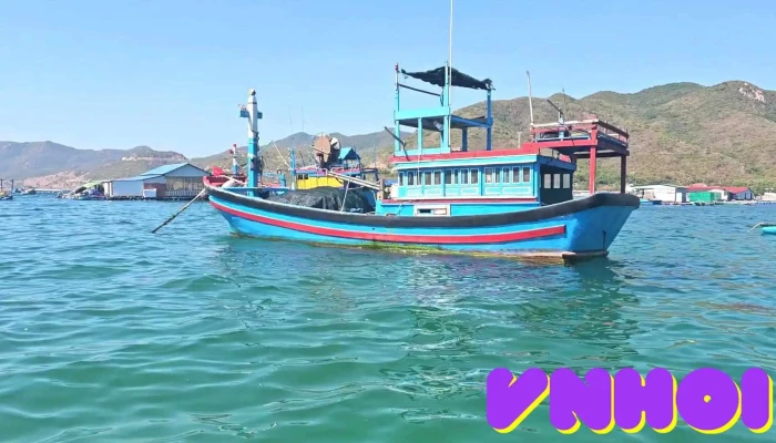 Du Lich Binh Hung   Tan Khoa Video - Khánh Hòa