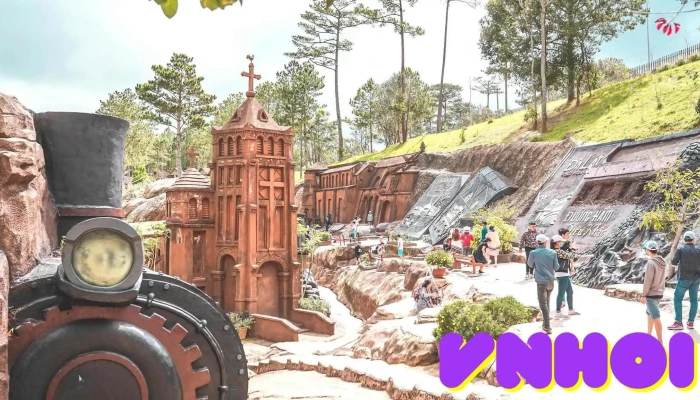 Duong Ham Dieu Khac Tat Ca - Lâm Đồng