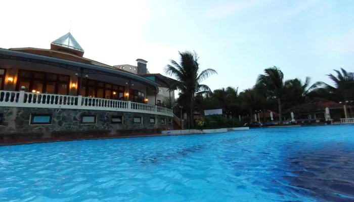 Golden Coast Resort Spa Che Do Xem Pho Va 360deg - Bình Thuận