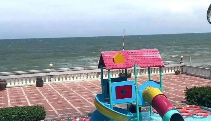 Golden Coast Resort Spa Cua Khach Tro - Bình Thuận