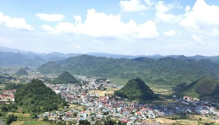 Ha Giang Hoppers Hostel And Tour -  Cua Khach Tro - Hà Giang
