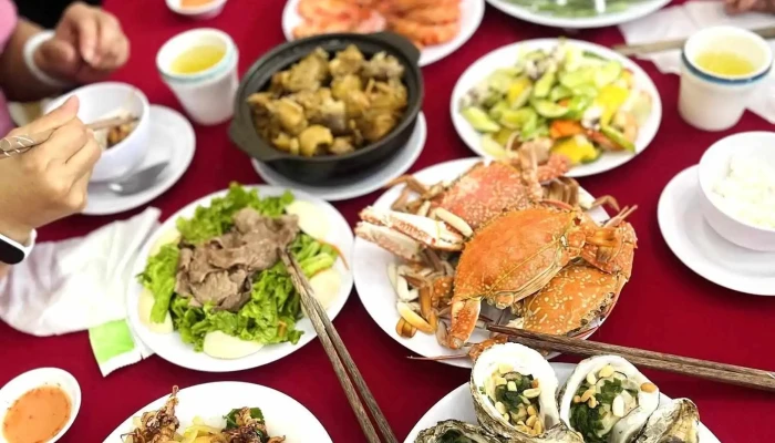 Happy Bong Phu Quoc   Nha Hang Homestay Grand World Phu Quoc Cua Chu So Huu - Kiên Giang