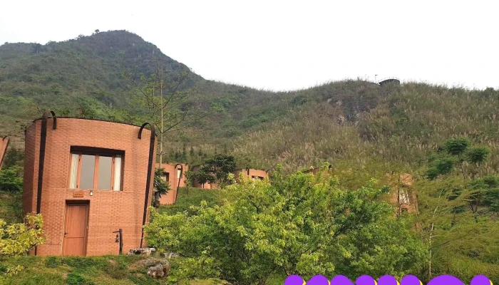 Hmong Village Resort Moi Nhat - Hà Giang