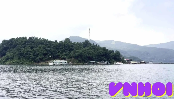 Ho Thuy Dien Hoa Binh Video - Hòa Bình