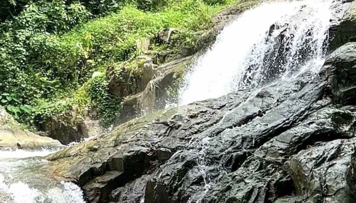 Hoa Binh Hideaway Camping Video - Hòa Bình