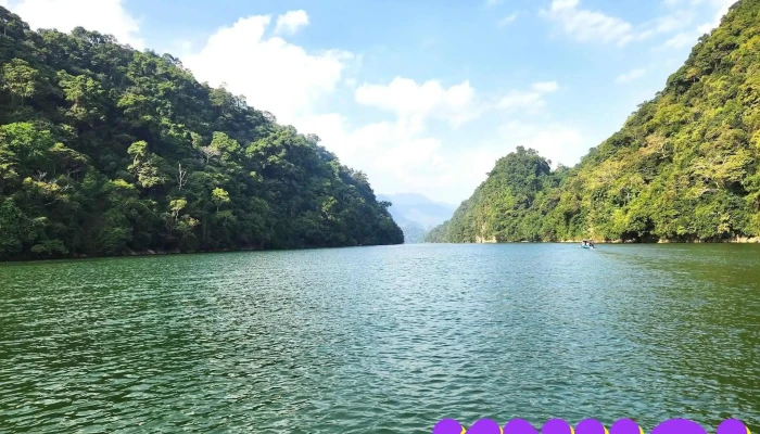 Hồ Ba Bể - Ba Bể