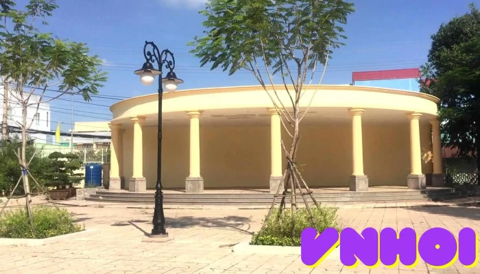 Khu Di Tich Nha Bach Cong Tu Video - Tiền Giang