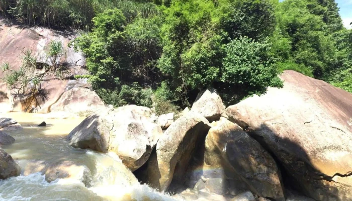 Khu Du Lich Ba Ho Che Do Xem Pho Va 360deg - Khánh Hòa