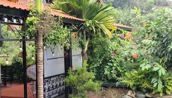 Khu Du Lich Trai Nghiem Ban Muong Xanh Video - Hòa Bình