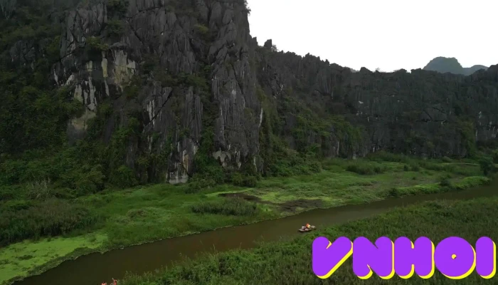 Kim Lien Van Long Diem Ban Ve Do Free Parking Video - Ninh Bình