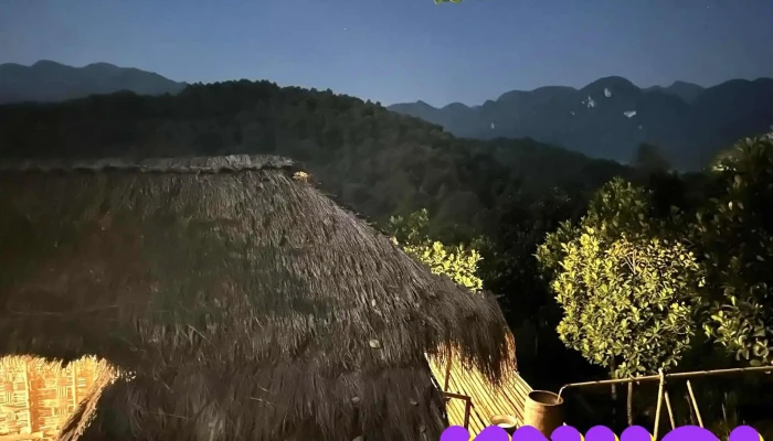 La Montana De Luong Son -  Cua Chu So Huu - Hòa Bình