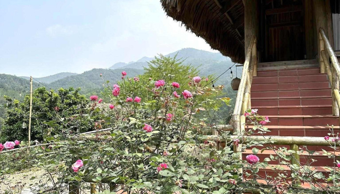 La Montana De Luong Son -  Ngoai That - Hòa Bình