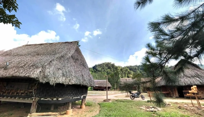 Lang Truyen Thong Cotu Tay Giang Che Do Xem Pho Va 360deg - Quảng Nam