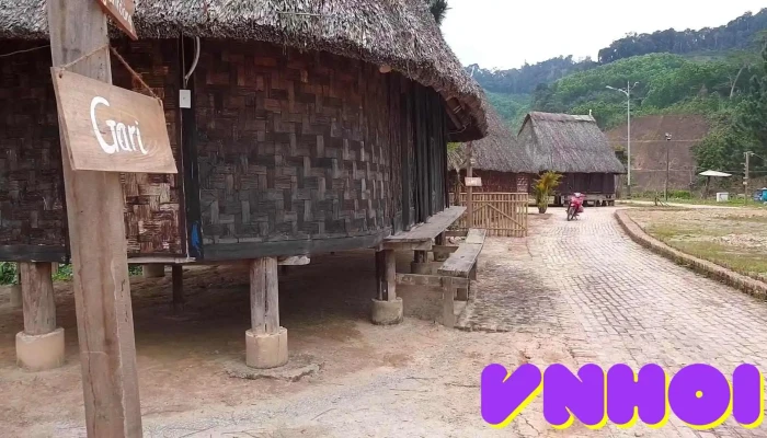Lang Truyen Thong Cotu Tay Giang Video - Quảng Nam