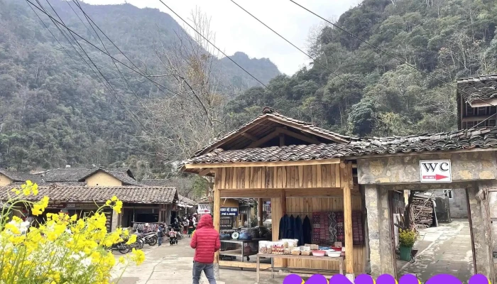 Lang Van Hoa Du Lich Lung Cam Nui - Hà Giang