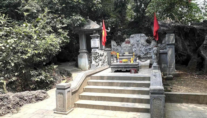Lang Vua Dinh Tien Hoang Moi Nhat - Ninh Bình
