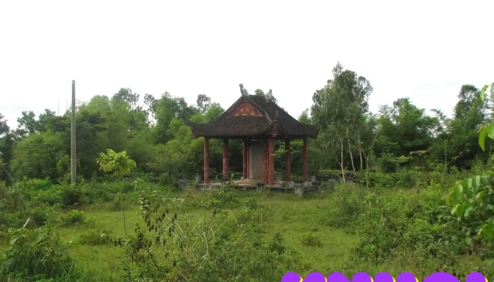 Lăng mộ bà Ngô Thị Ngọc Dao - Xuân Lam