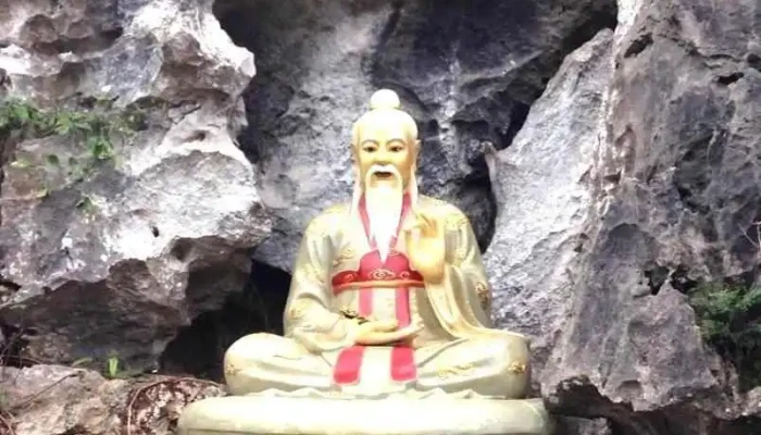 Lương Sơn Tiên Quán - Hòa Bình