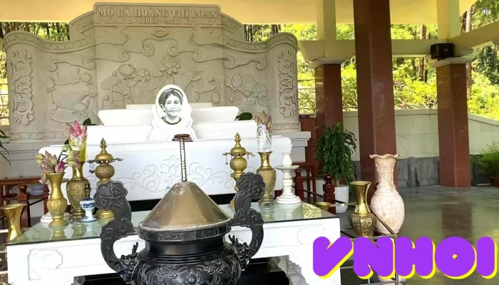 Mo Ba Hoang Thi Loan Video - Nghệ An