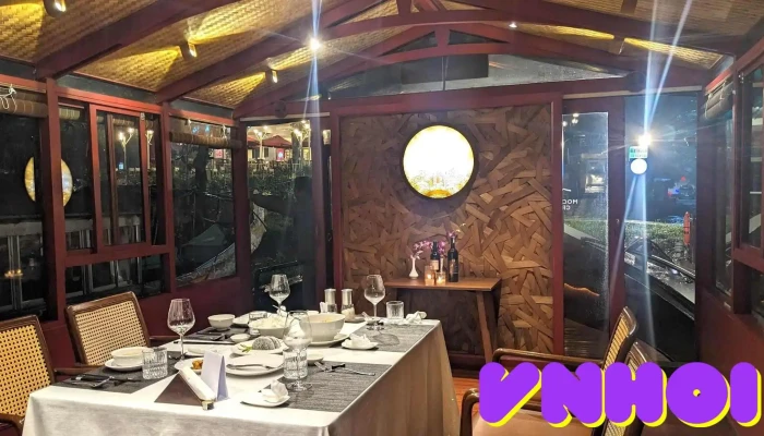 Moon River Cruises -    Du Thuyen Song Trang Khong Gian Ben Trong - Thành Phố Huế