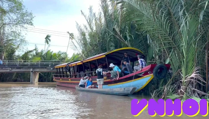 Mr Bikerbentre Boat Tour Video - Bến Tre