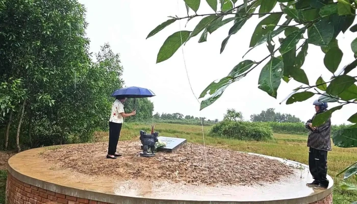 Mộ cổ làng Bích La - Triệu Phong