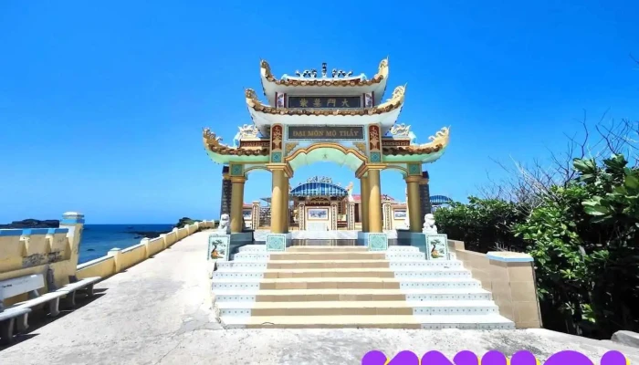 Mộ Thầy - Điểm du lịch tâm linh - Bình Thuận