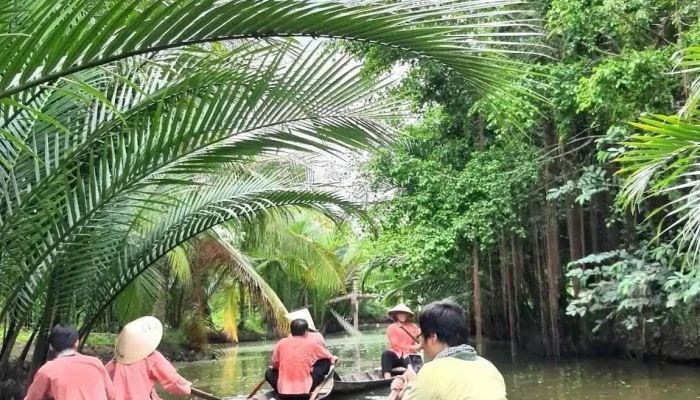 Nha Di Sau Cua Khach Tro - Tiền Giang