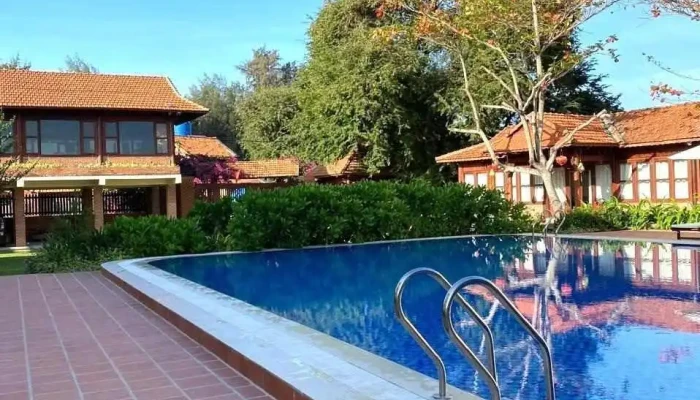 Nha Go An Nhien Tien Nghi - Bình Thuận