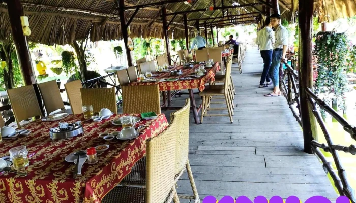 Nha Hang Con Phung Bau Khong Khi - Bến Tre