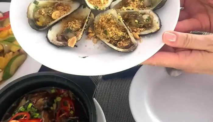 Nha Hang Hon Vong May Rut Trong Video - Kiên Giang