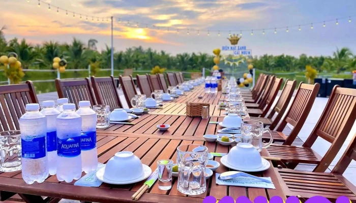 Nha Hang Somo Farm Cuu Long Bau Khong Khi - Vĩnh Long