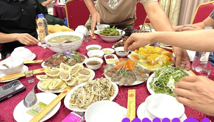 Nha Khach Bchqs Tinh Cao Bang Thuc Pham Va Do Uong - Cao Bằng
