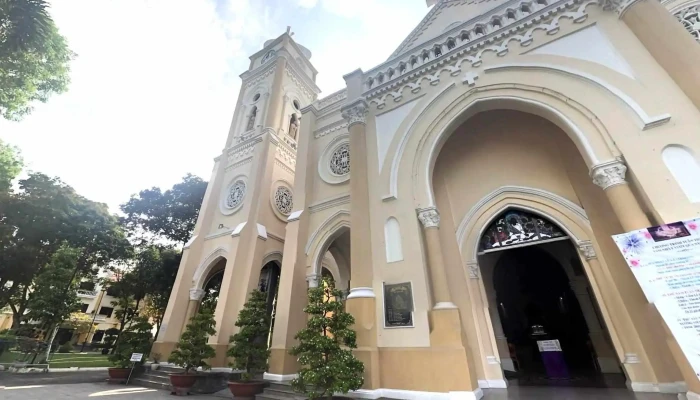 Nha Tho Chanh Toa Duc Me Vo Nhiem Nguyen Toi  Giao Phan My Tho Che Do Xem Pho Va 360deg - Tiền Giang