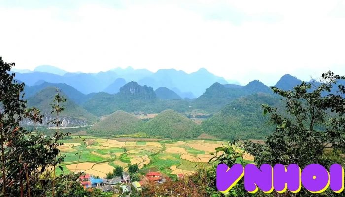 Nui Doi Quan Ba Rung - Hà Giang