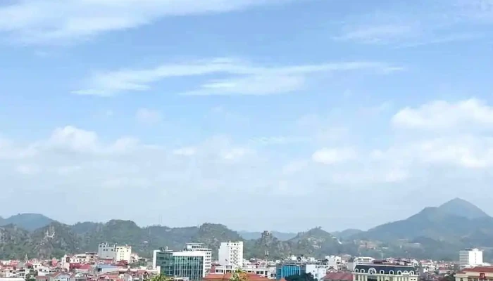 Nui Phai Ve Moi Nhat - Lạng Sơn