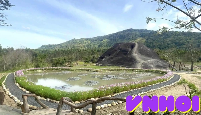 Núi Đá Voi Mẹ - Krông Bông