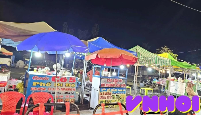 Phố đi bộ Phan Lưu Thanh - Đường Phan Lưu Thanh
