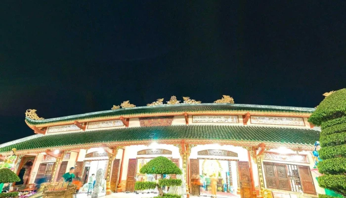 Quan Am Phat Dai Che Do Xem Pho Va 360deg - Bạc Liêu