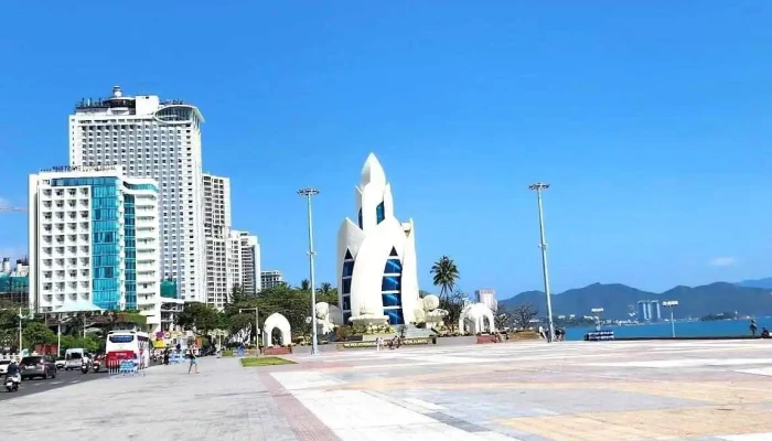 Quang Truong 2 4 Tat Ca - Khánh Hòa