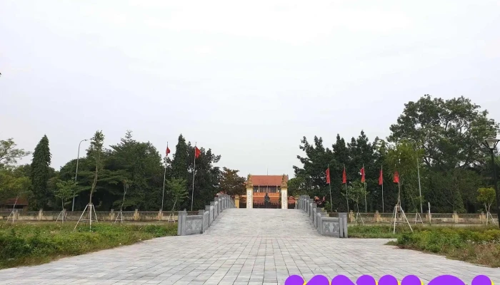 Quảng trường Nguyễn Du - Tt. Nghi Xuân