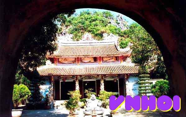 Quốc Tự Tam Thai - Đà Nẵng