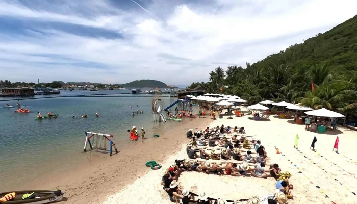Robinson Beach Nha Trang -  Che Do Xem Pho Va 360deg - Khánh Hòa
