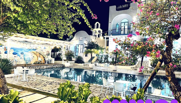 Santorini Villa Cam Ranh Hotel -  Cua Khach Tro - Khánh Hòa