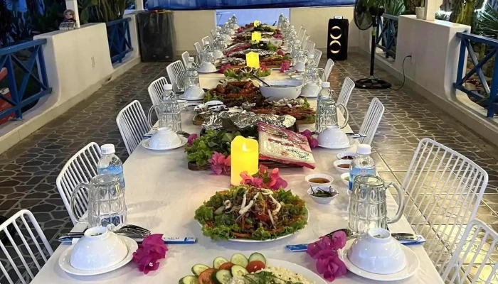 Santorini Villa Cam Ranh Hotel -  Thuc Pham Va Do Uong - Khánh Hòa