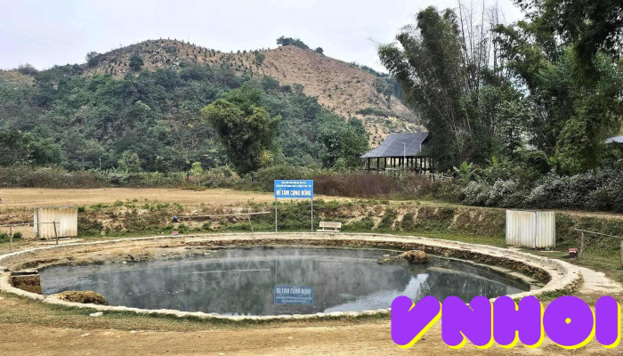 Suoi Khoang Nong Ban Hoc Van Chan Nui - Yên Bái