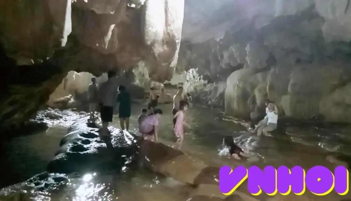 Suoi Mo Ga Video - Thái Nguyên